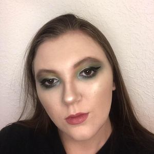 Meet your Posher, Lynzey